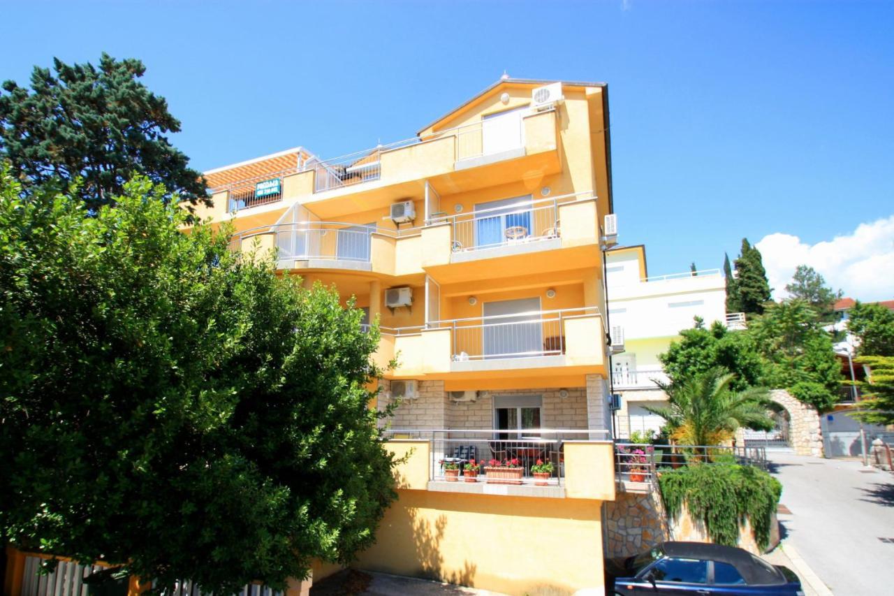 Duerr Apartment Криквеница Екстериор снимка