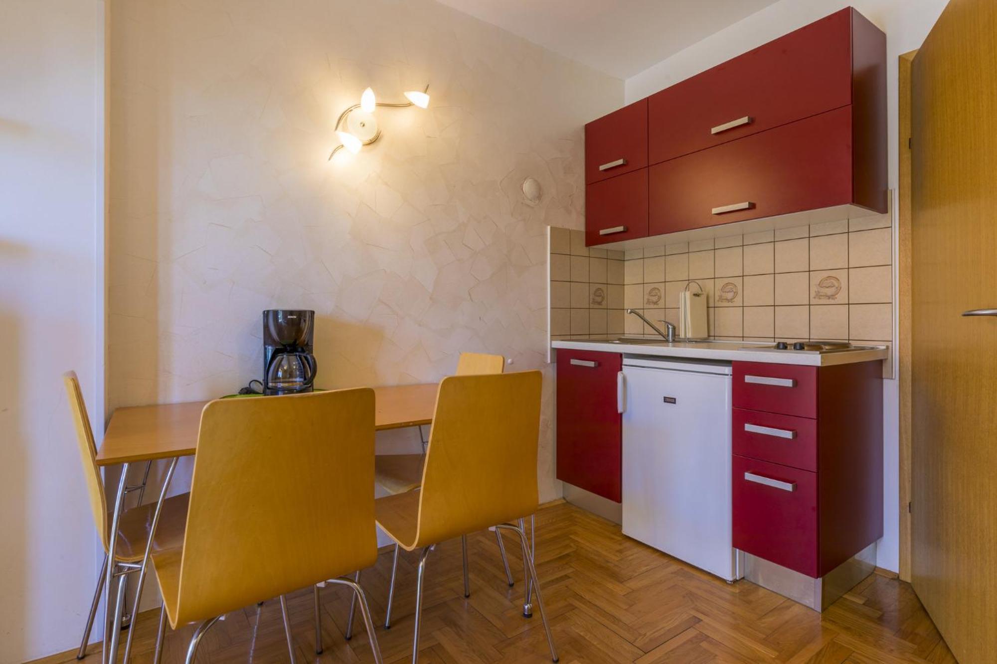 Duerr Apartment Криквеница Екстериор снимка